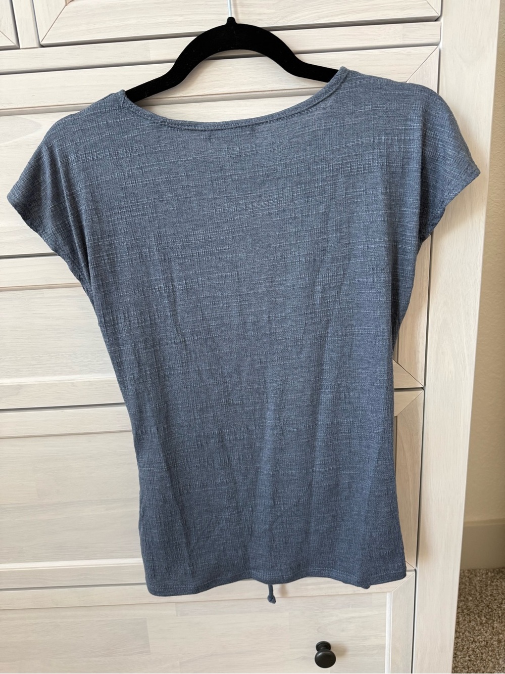 Max Studio Blue Gray Ruched V-Neck Crop Top Size S - Picture 2 of 2
